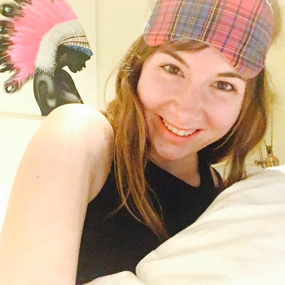 Meet your Posher, Audrey - Picture 4 of 4